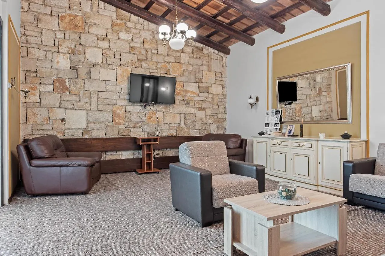 Minerva Hotel Medulin 3*,  Croacia